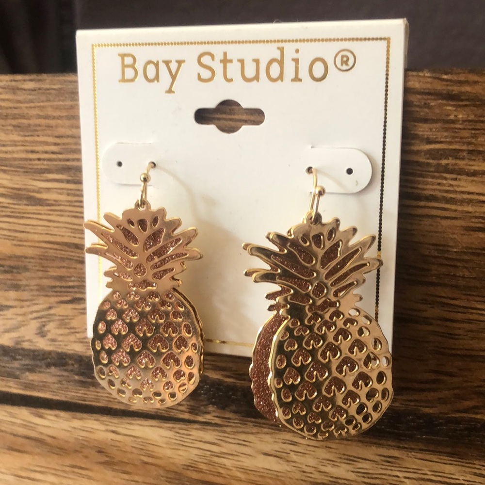 Earrings never worn